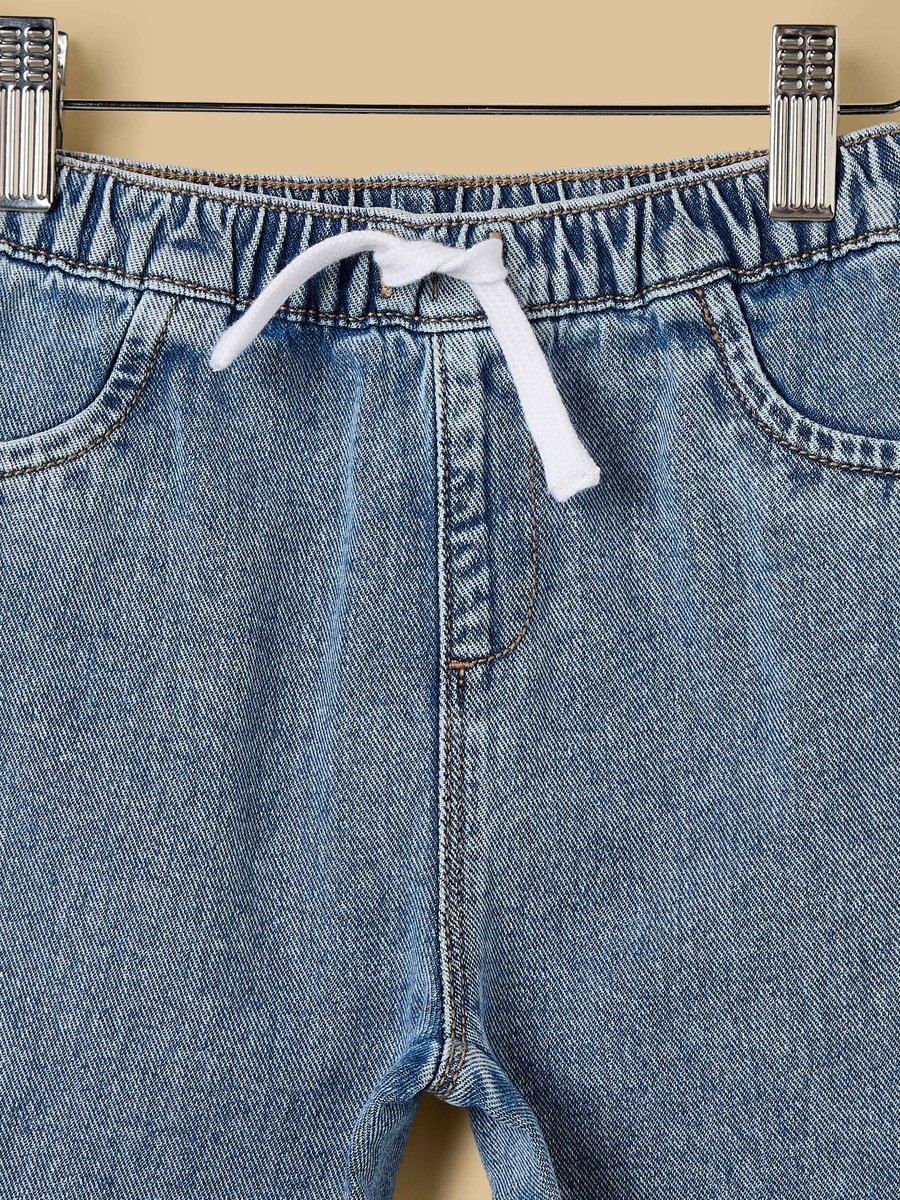 Balloon Fit Jeans