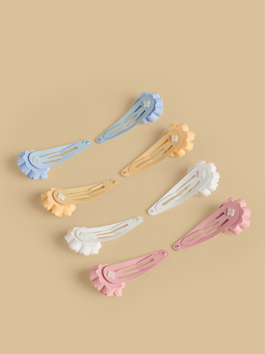 Pack of 8 - Floral Accent Hair Clip