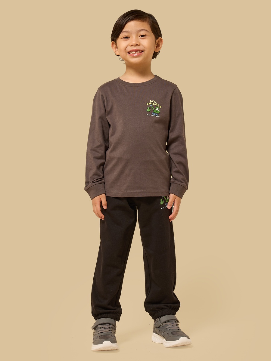Graphic Print T-Shirt with Joggers