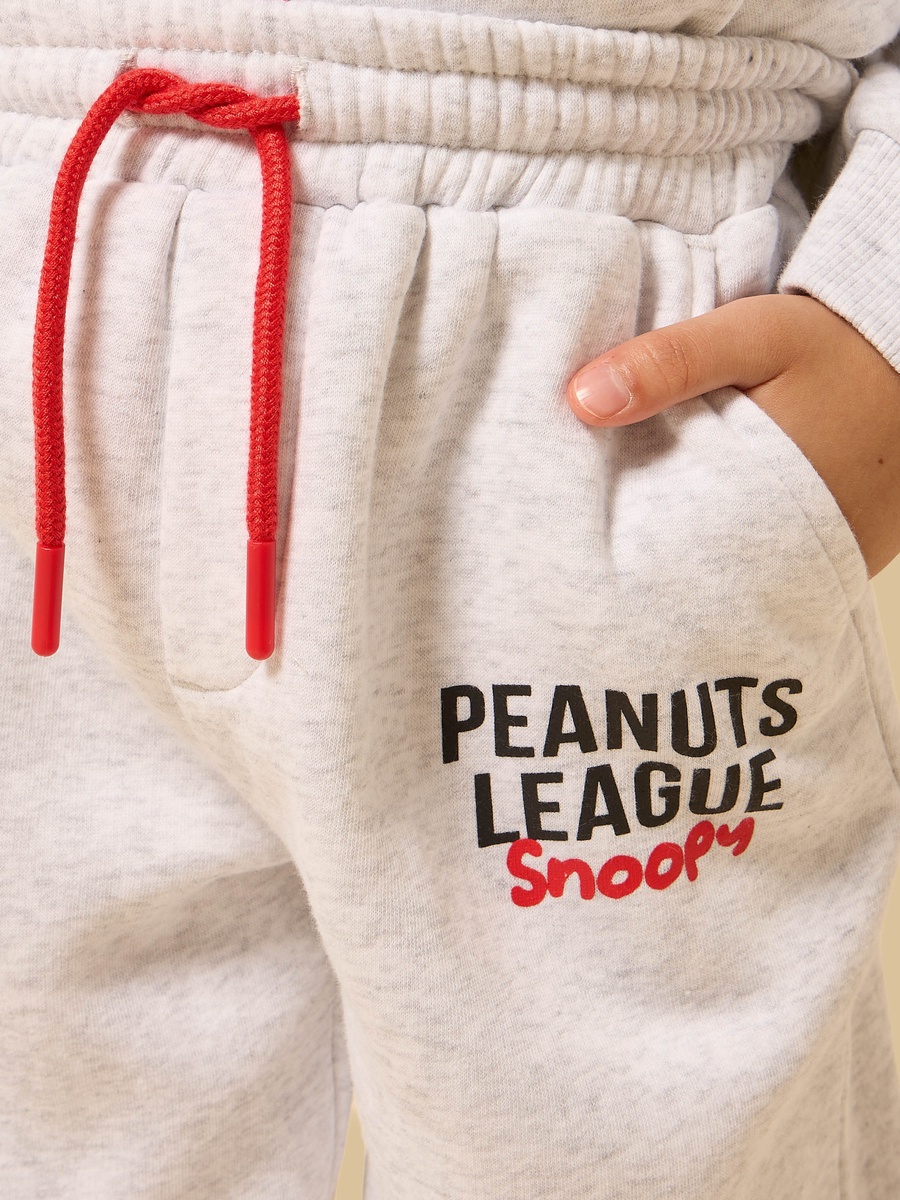 Peanuts Print Cotton Sweatshirt and Joggers Set