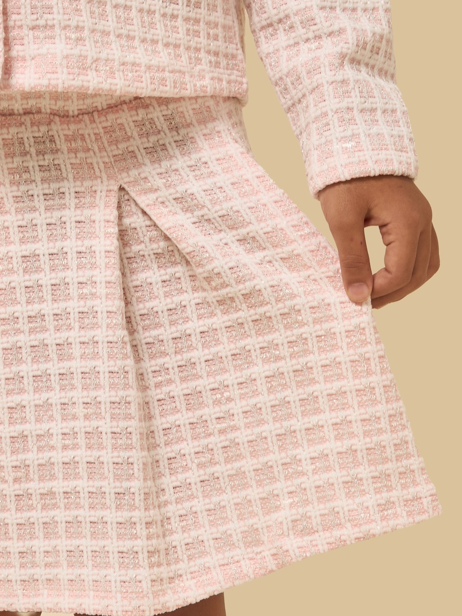جاكيت تويد بارز الملمس وتنورة
