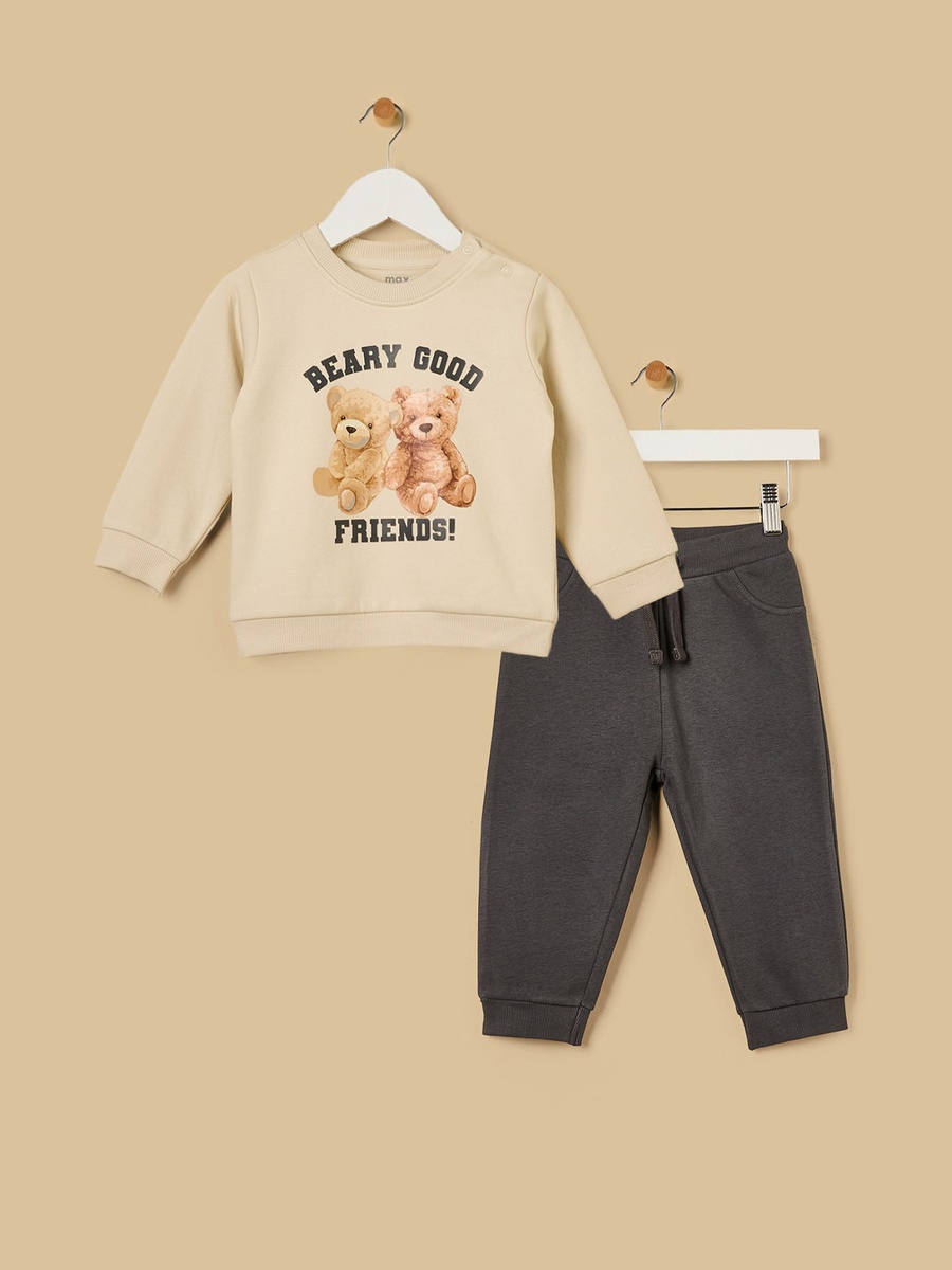 Bear Print Sweatshirt and Joggers Set