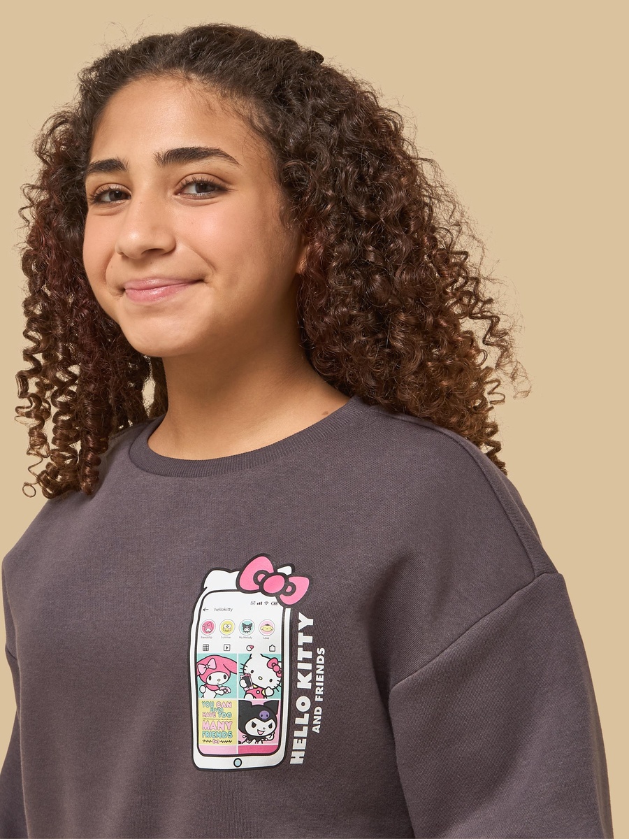Hello Kitty and Friends Print Oversized Sweatshirt
