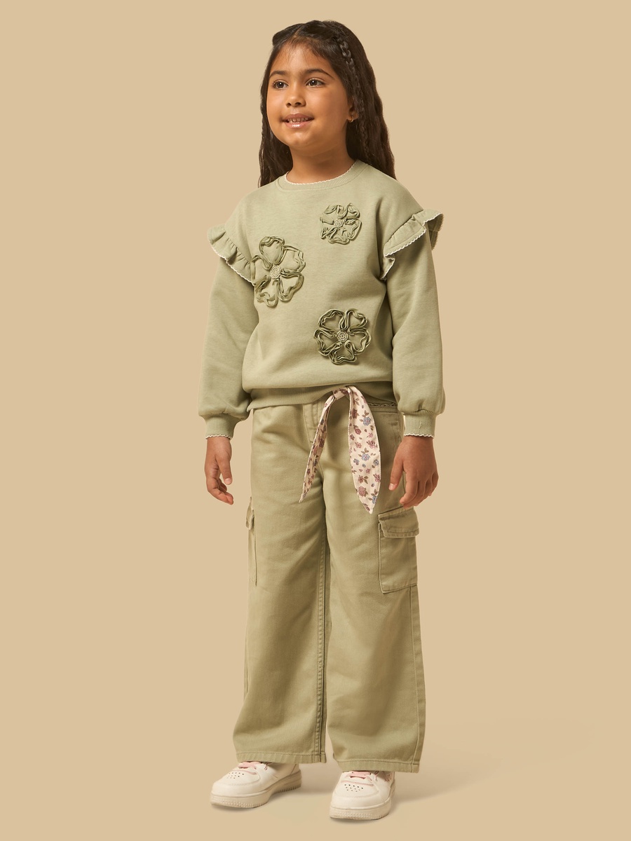 Floral Applique Sweatshirt