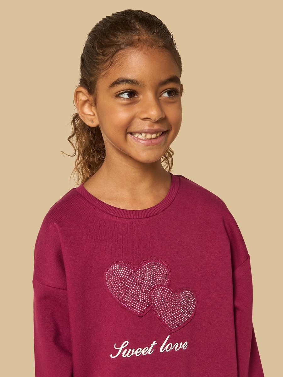 Heart Applique Oversized Sweatshirt