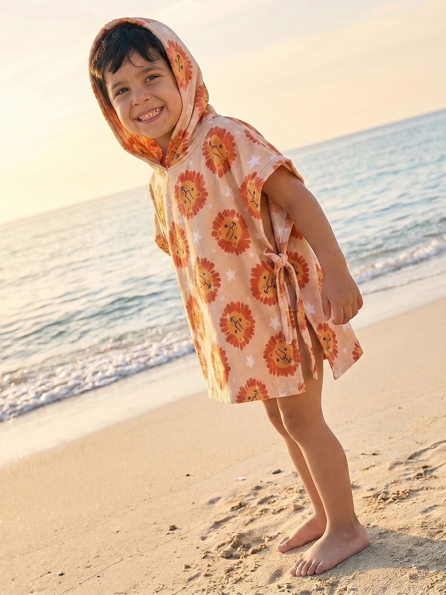 Cotton Hooded Short Sleeves Bathrobe with Lion Print