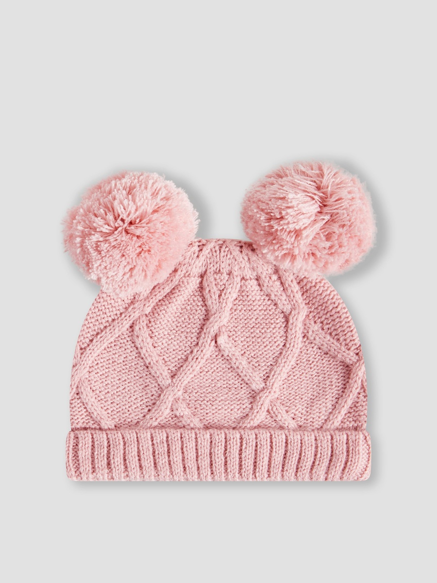 Cap and Booties with Knit Texture