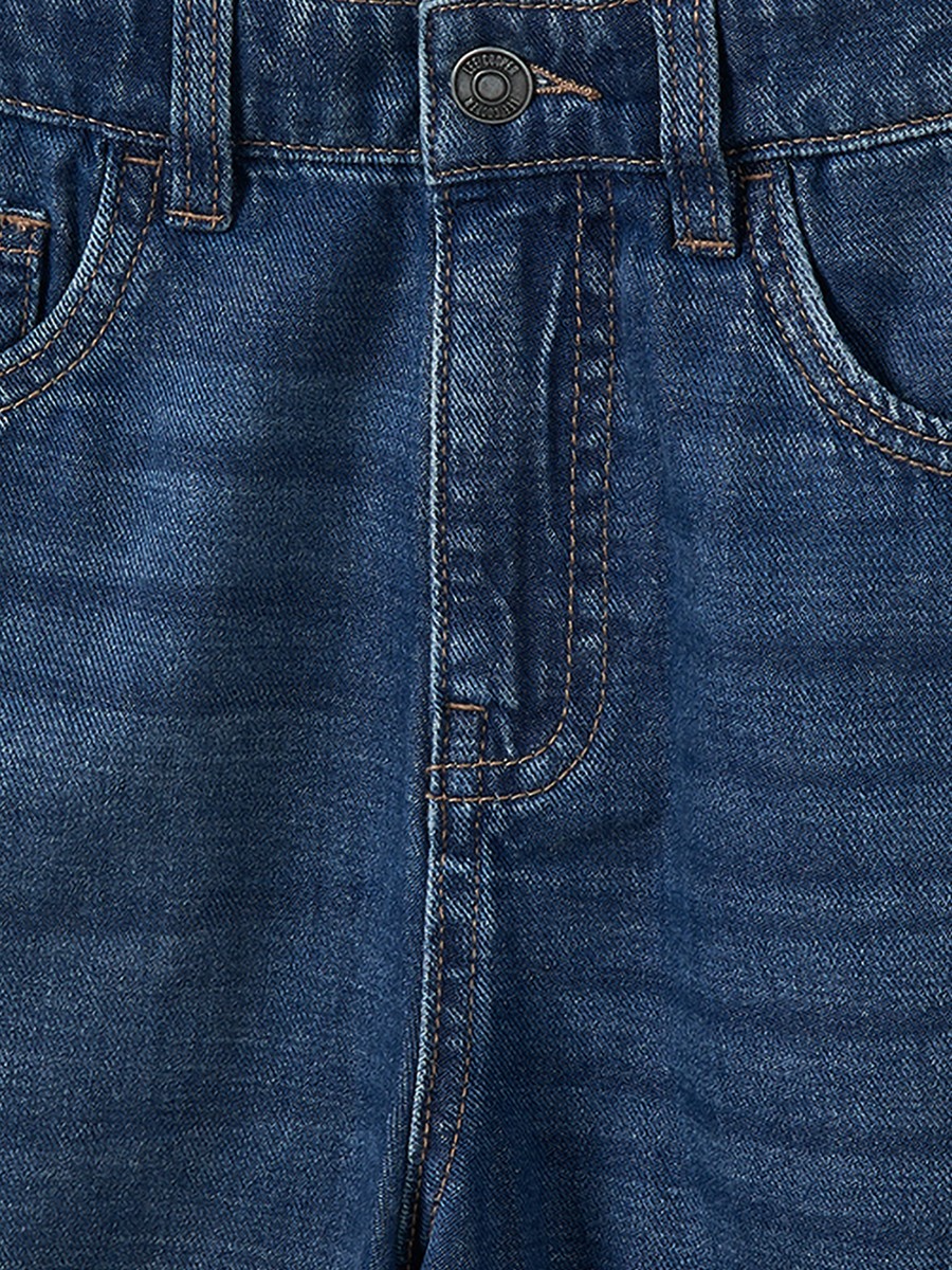Mid-Rise Jeans with Pockets