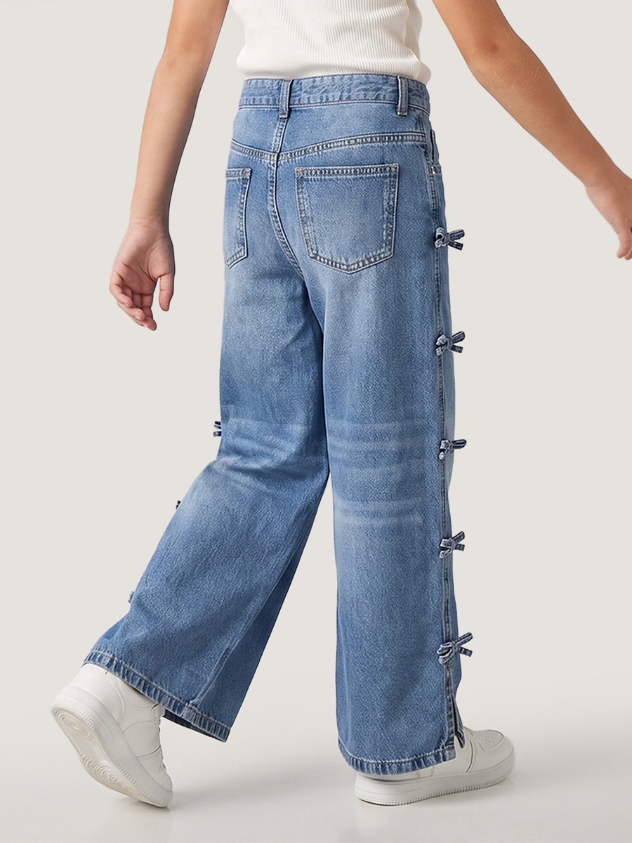 Mid-Rise Jeans with Bow and Slit Detail
