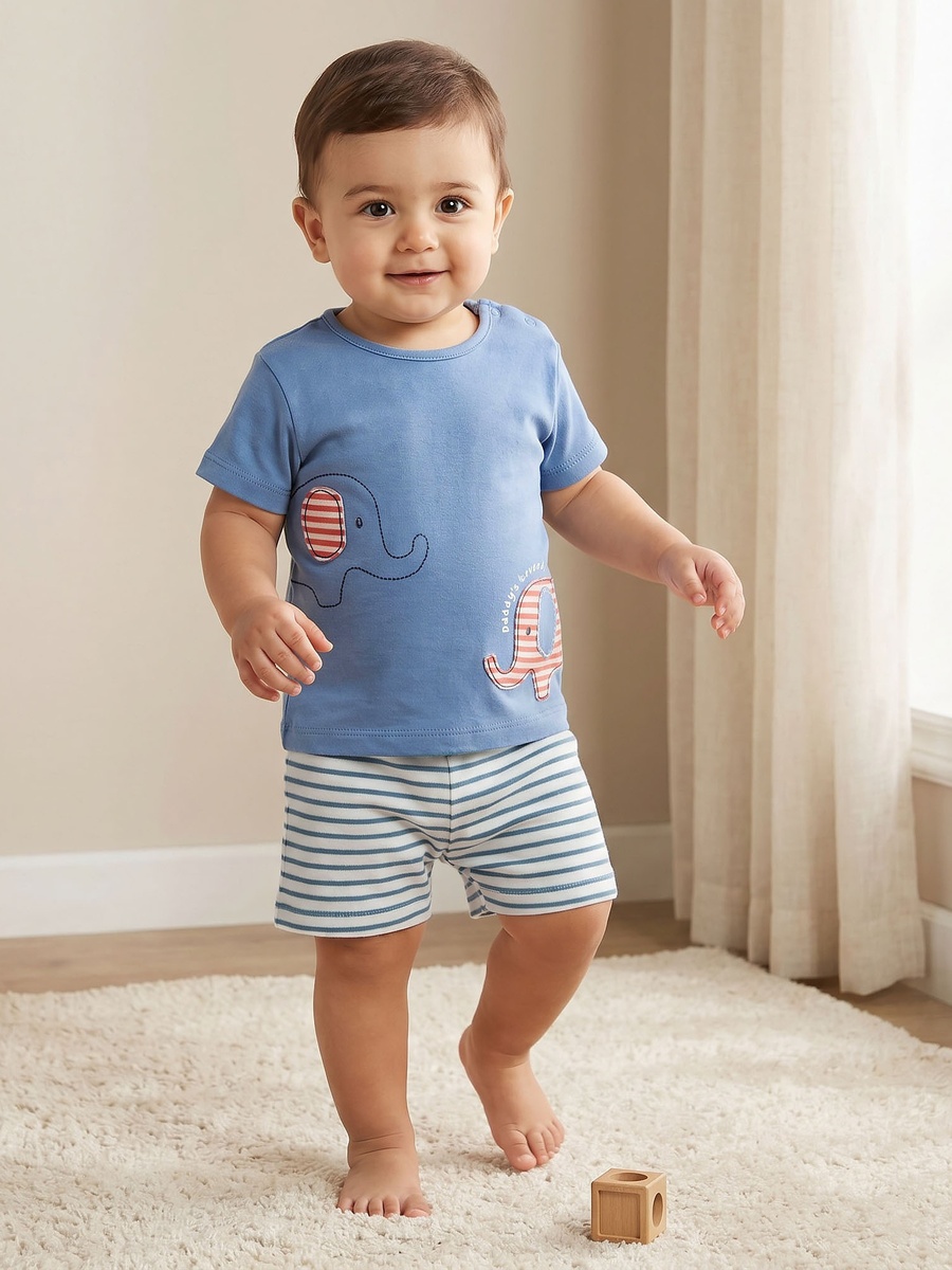 Cotton Round Neck Short Sleeves Shorts Set with Elephant Applique