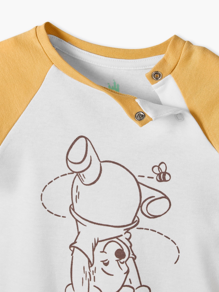 Crew Neck Short Sleeves T-Shirt and Shorts Set with Winnie The Pooh Print