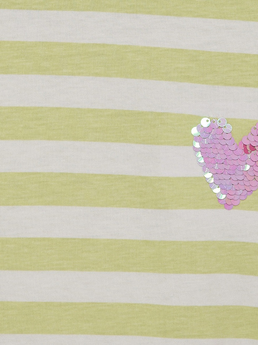 Crew Neck Short Sleeves T-Shirt with Heart Embellishment