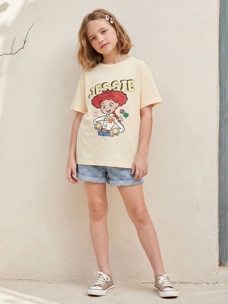 Round Neck Short Sleeves T-Shirt with Stitch Print