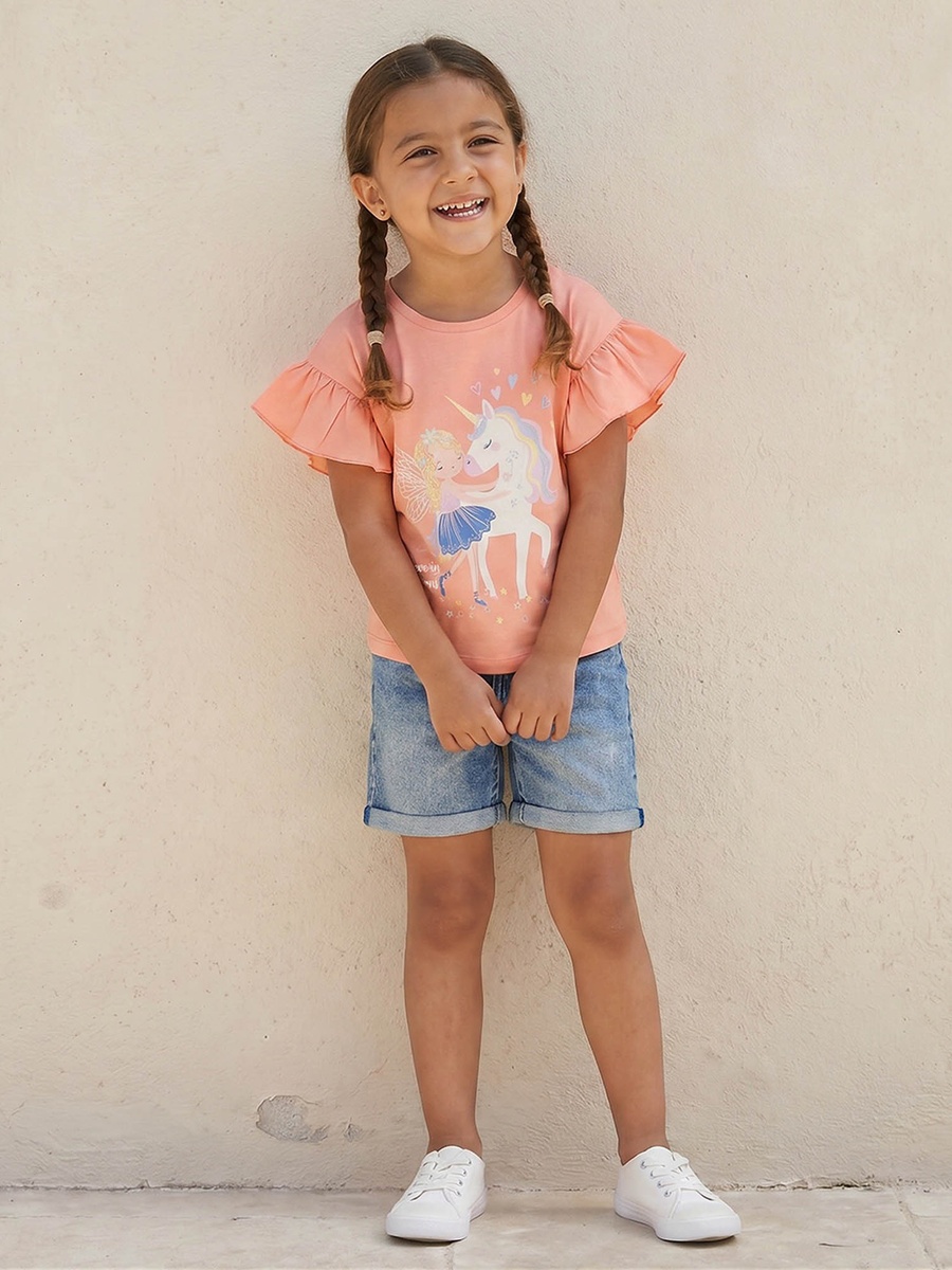 Round Neck Short Sleeves T-Shirt with Unicorn Print