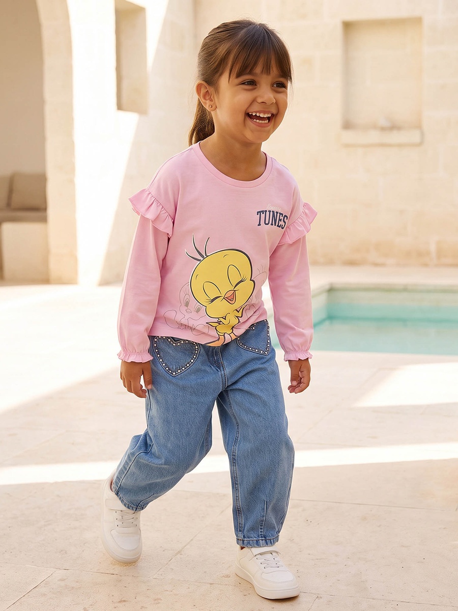 Crew Neck Long Sleeves T-Shirt with Tweety Print