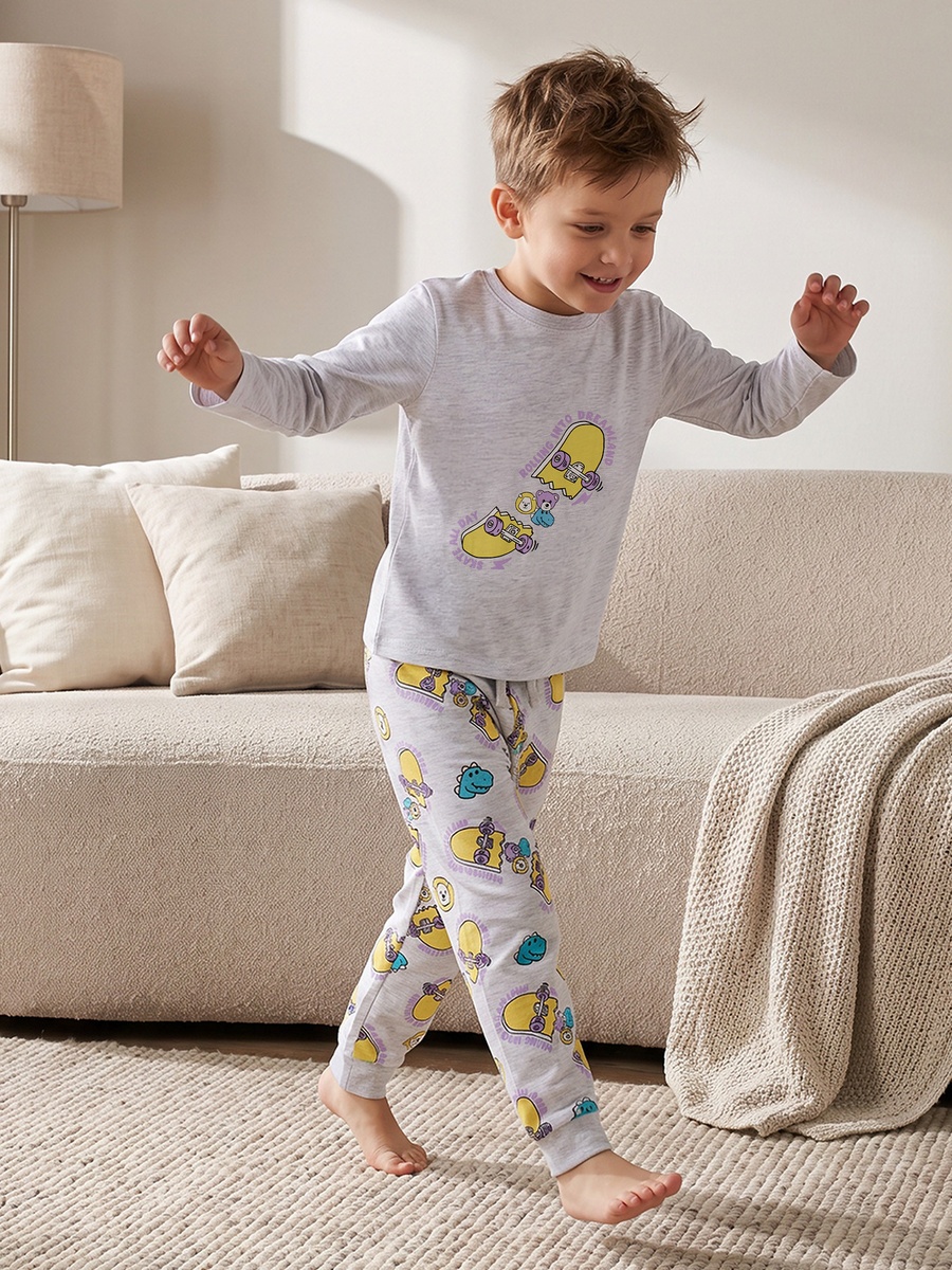 Cotton Crew Neck Long Sleeves Pyjama Set with Skate Board Print