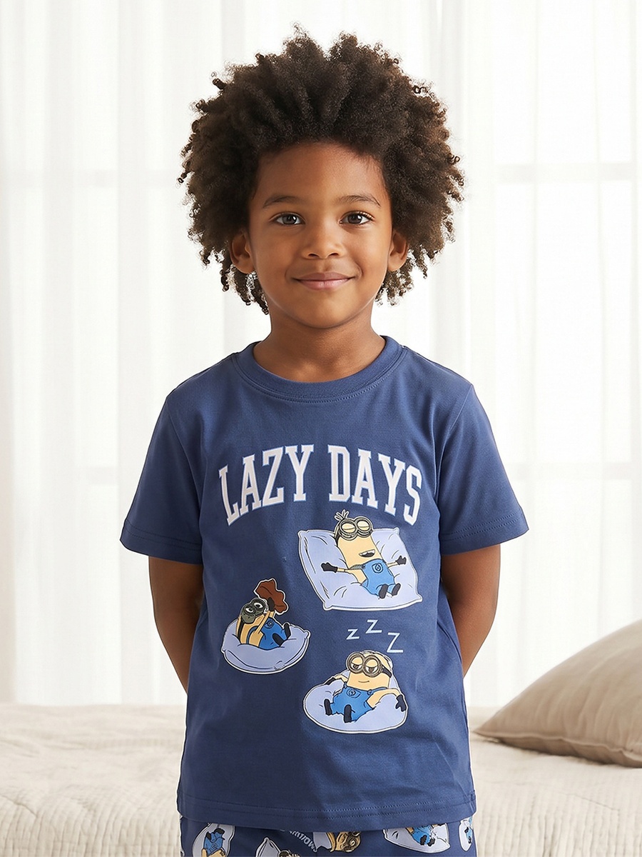 Cotton Crew Neck Short Sleeves Pyjama Set with Minions Print