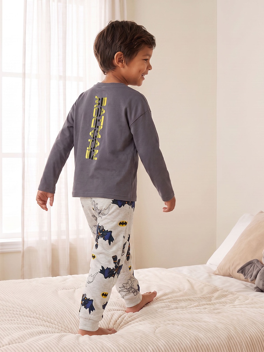 Cotton Crew Neck Long Sleeves Pyjama Set with Batman Print