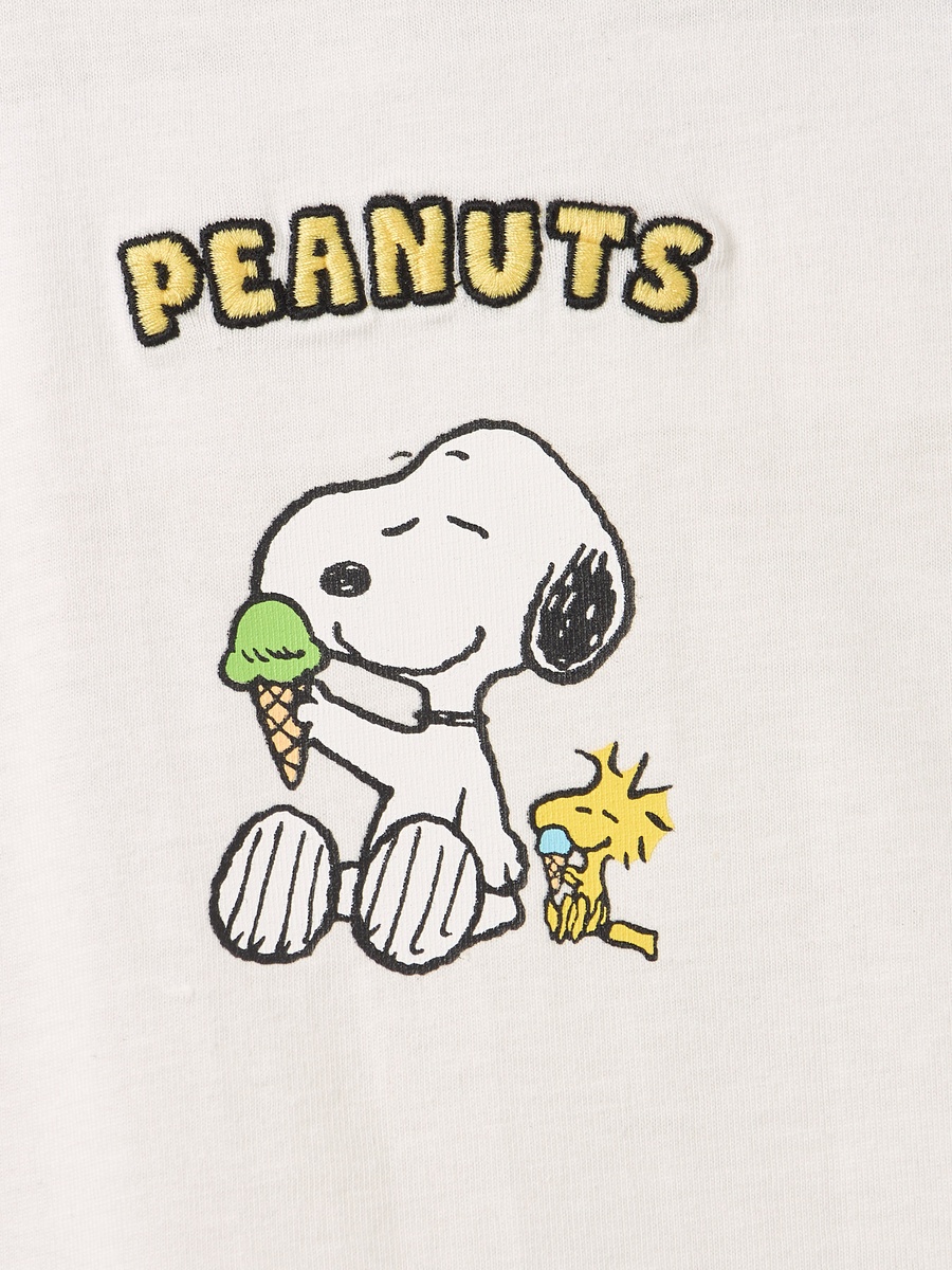 Crew Neck Short Sleeves T-Shirt and Shorts Set with Snoopy Print