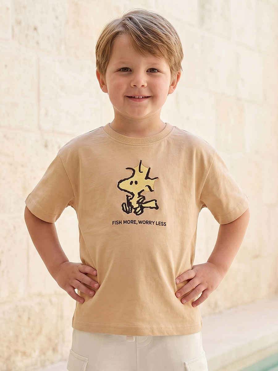 Crew Neck Short Sleeves T-Shirt and Cargo Shorts Set with Peanuts Print