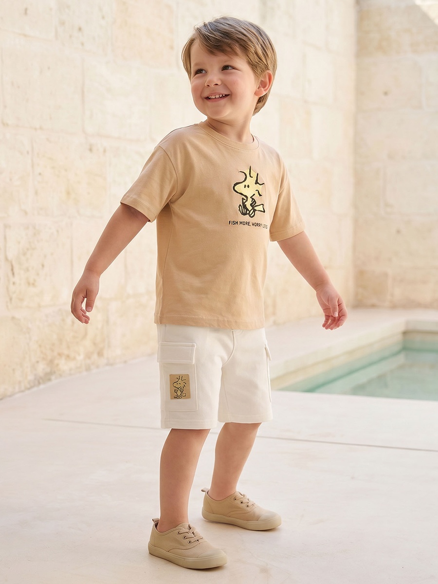 Crew Neck Short Sleeves T-Shirt and Cargo Shorts Set with Peanuts Print