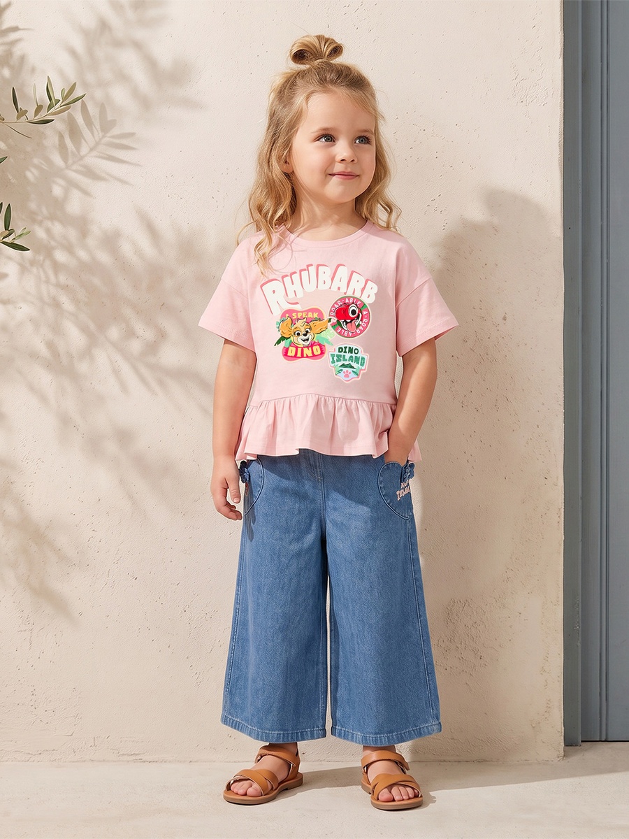 Peplum Top and Wide Leg Jeans Set with Graphic Print