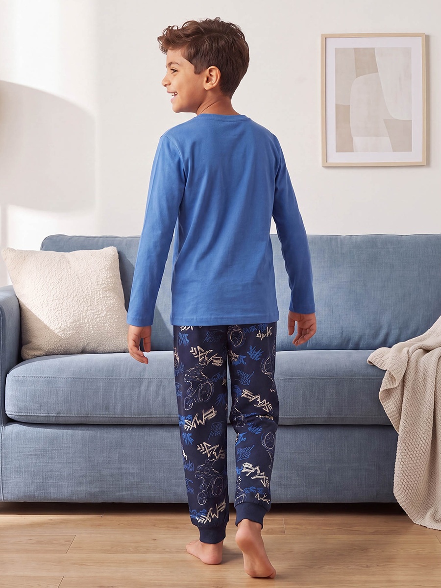 Cotton Crew Neck Long Sleeves Pyjama Set with Graphic Print