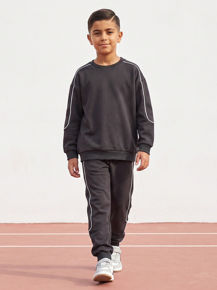 Crew Neck Long Sleeves Sweatshirt and Joggers Set with Contrast Piping