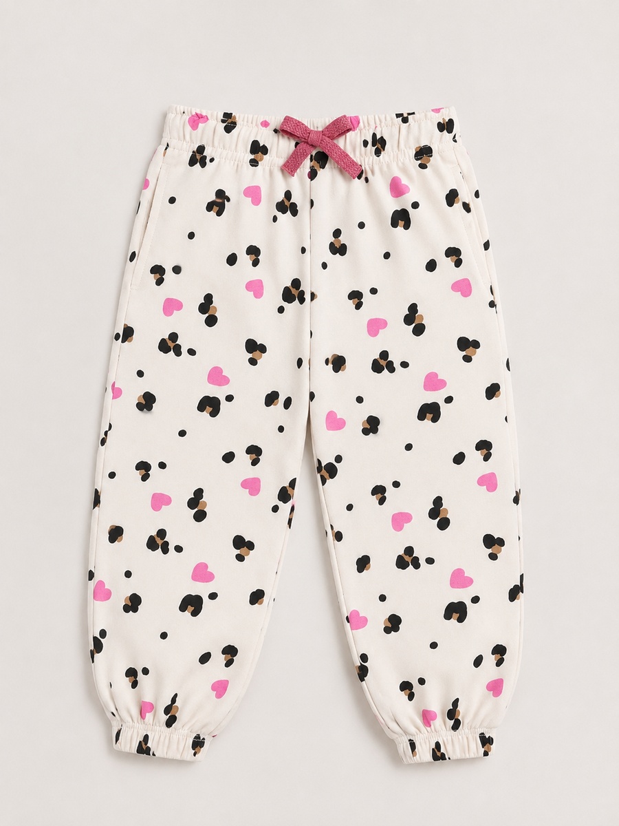 Girls Graphic Sweatshirt and Printed Joggers Set