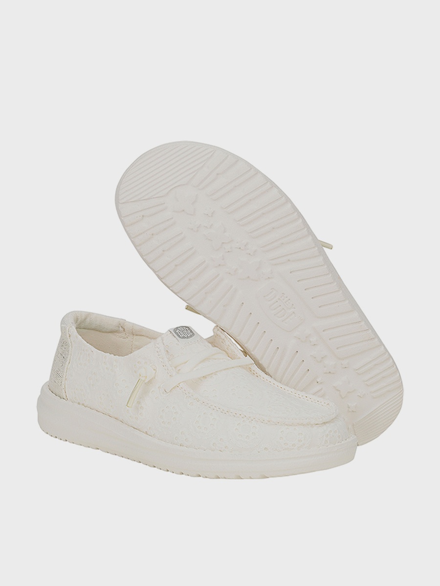 Wendy Eyelet Lace Shoes