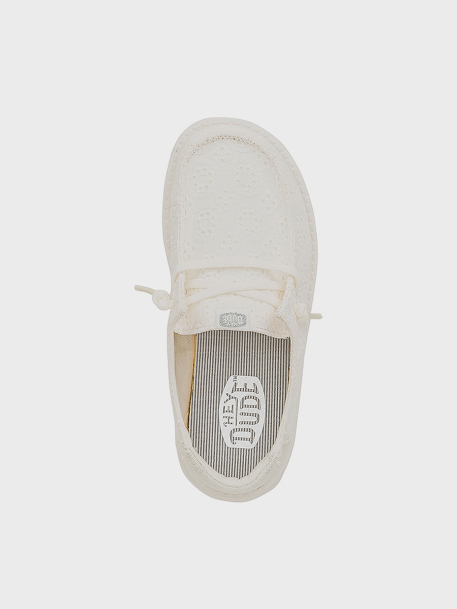 Wendy Eyelet Lace Shoes