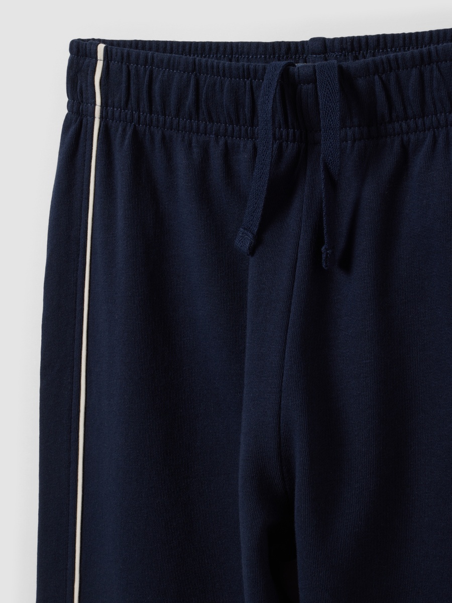 جوغر للأولاد أزرق قطن عضوي بقصة مريحة