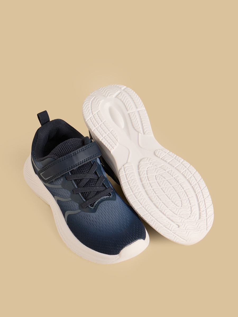 Ombre Sports Shoes with Hook and Loop Closure
