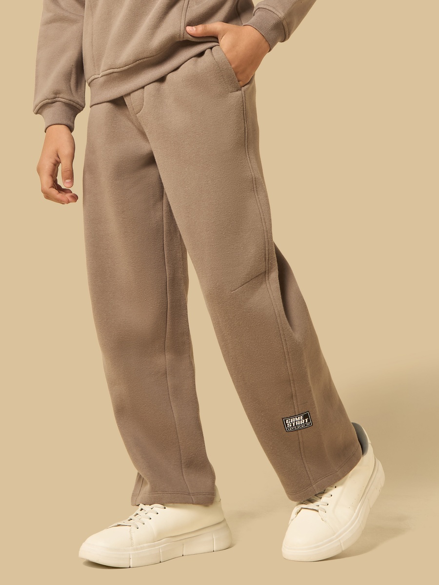 Game Print Cut and Sew Sweatshirt and Joggers Set