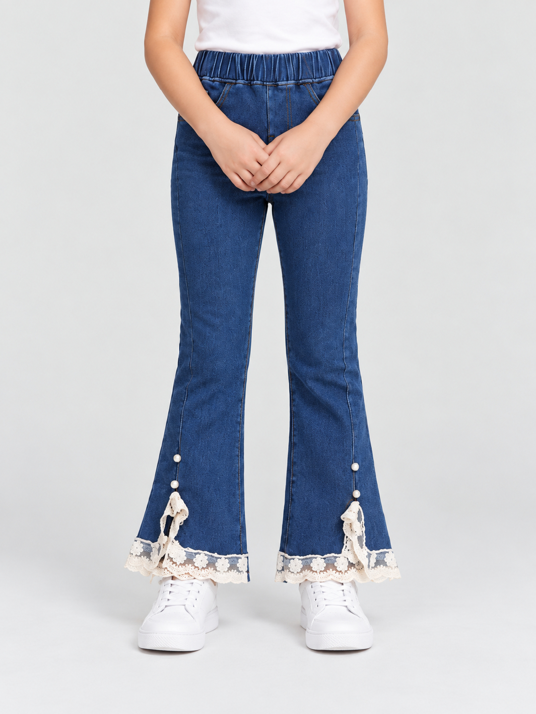 Blue Solid Relaxed Jeans
