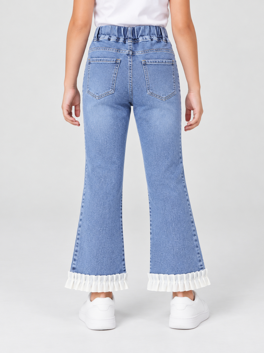 Blue Solid Relaxed Jeans