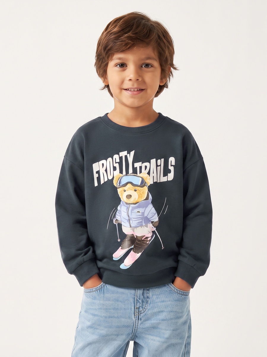 Bear Print Sweatshirt with Long Sleeves