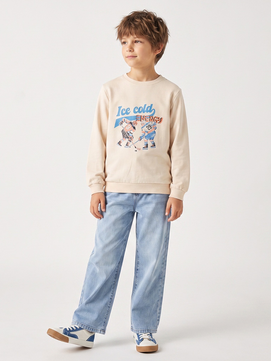 Crew Neck Sweatshirt with Ice Hockey Print