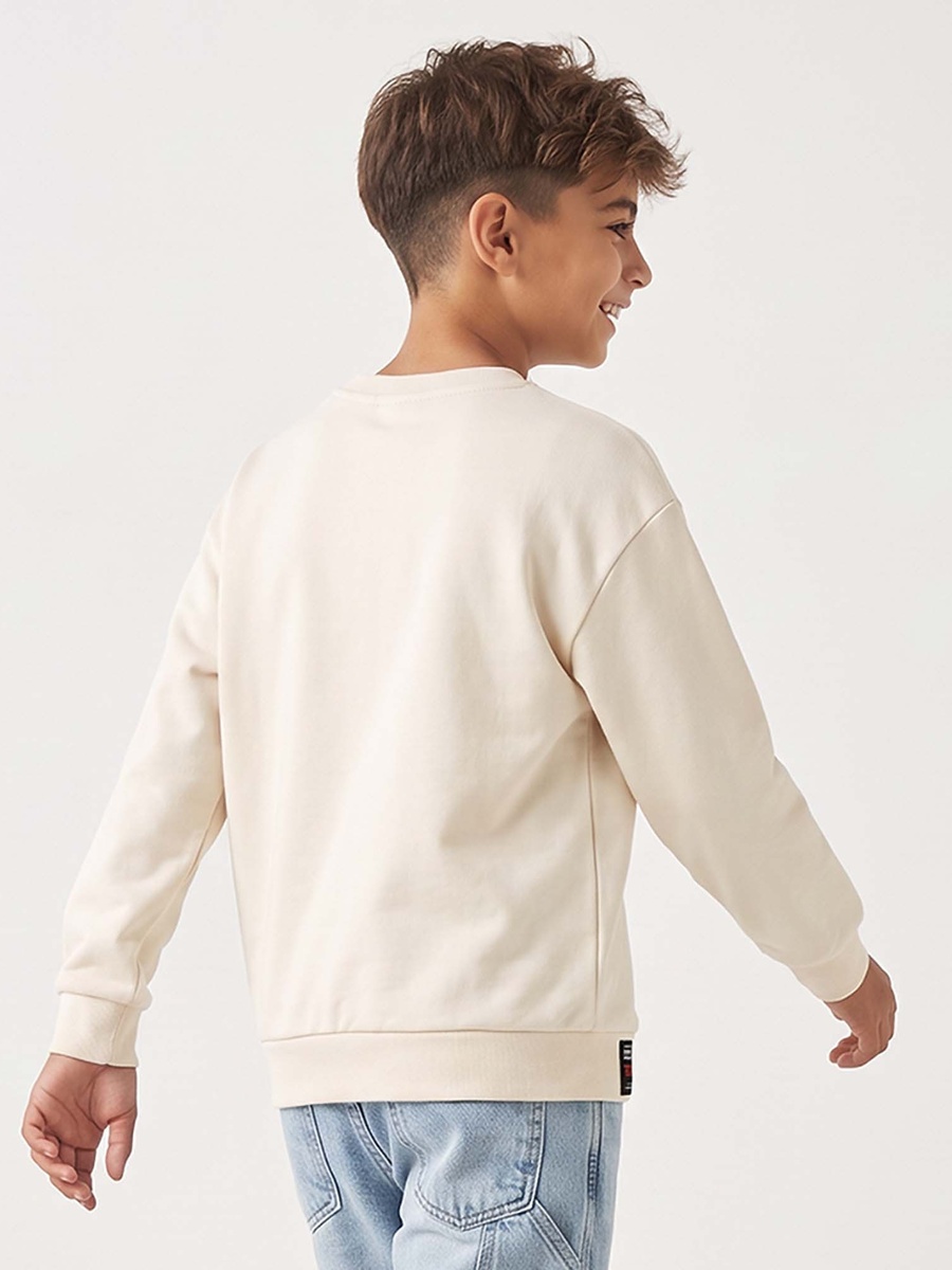 Crew Neck Long Sleeves Sweatshirt with Bear Applique