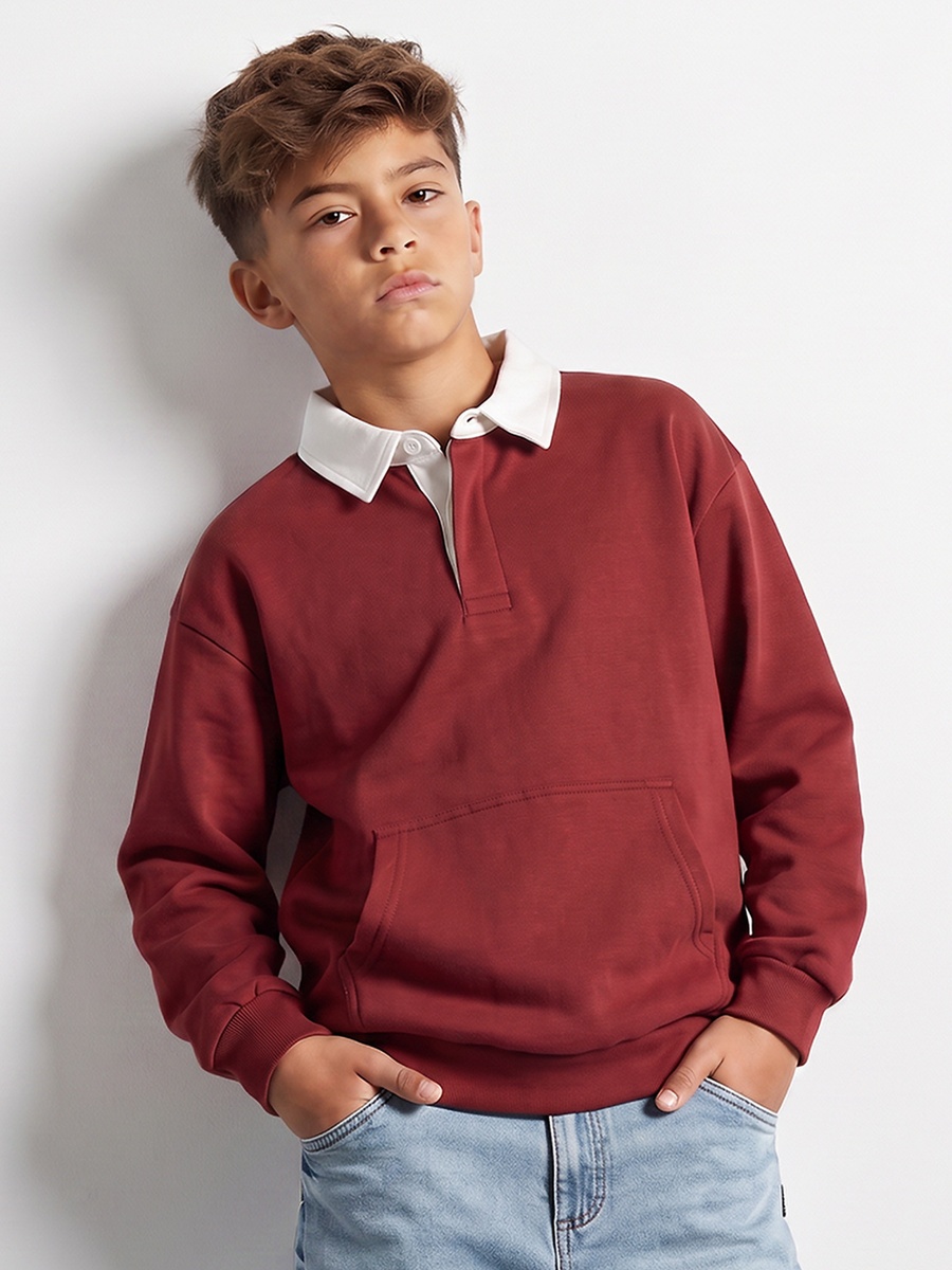 Collared Sweatshirt with Long Sleeves