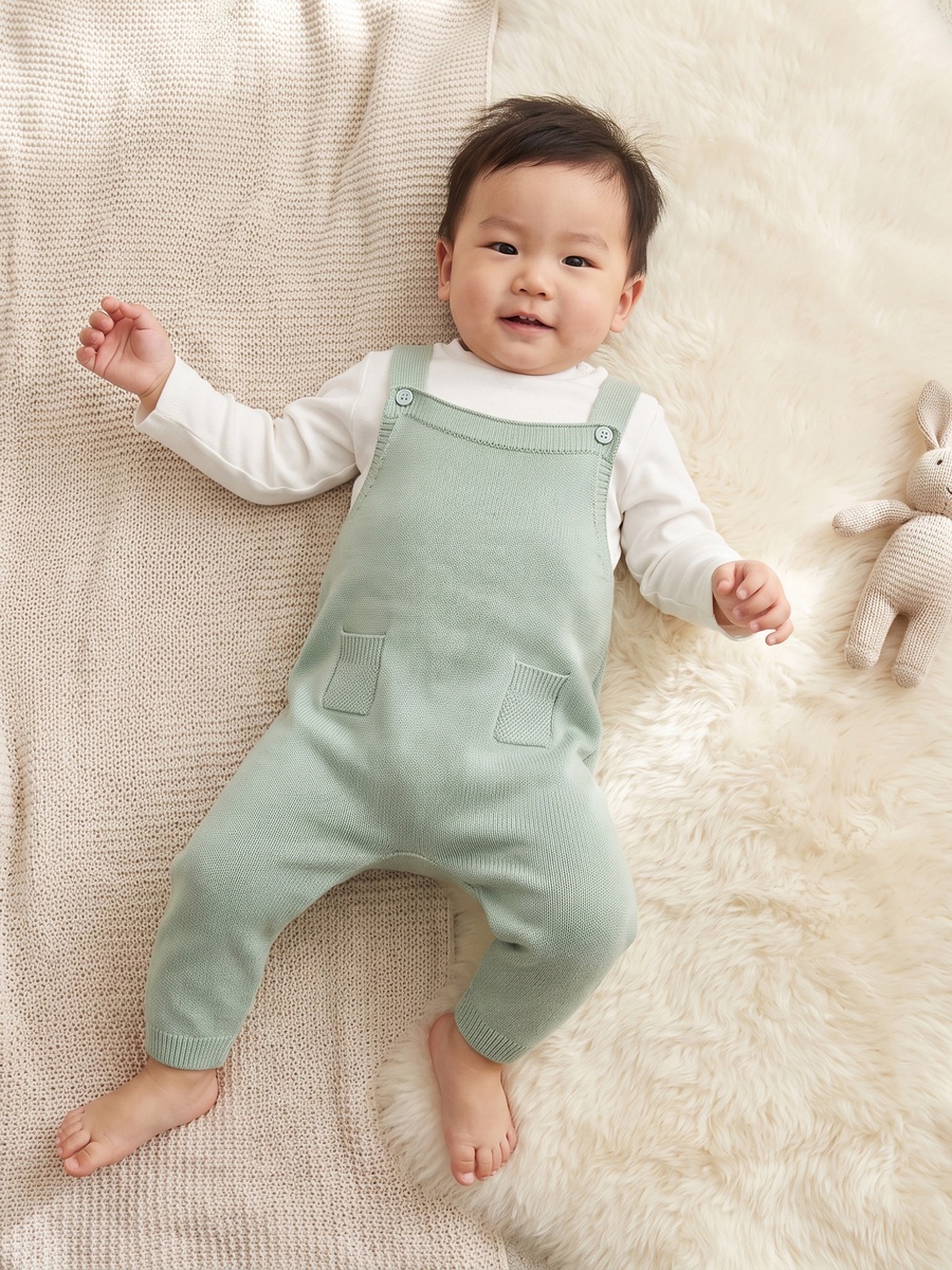 Crew Neck Long Sleeves Top and Dungaree Set with Snap Button Closure