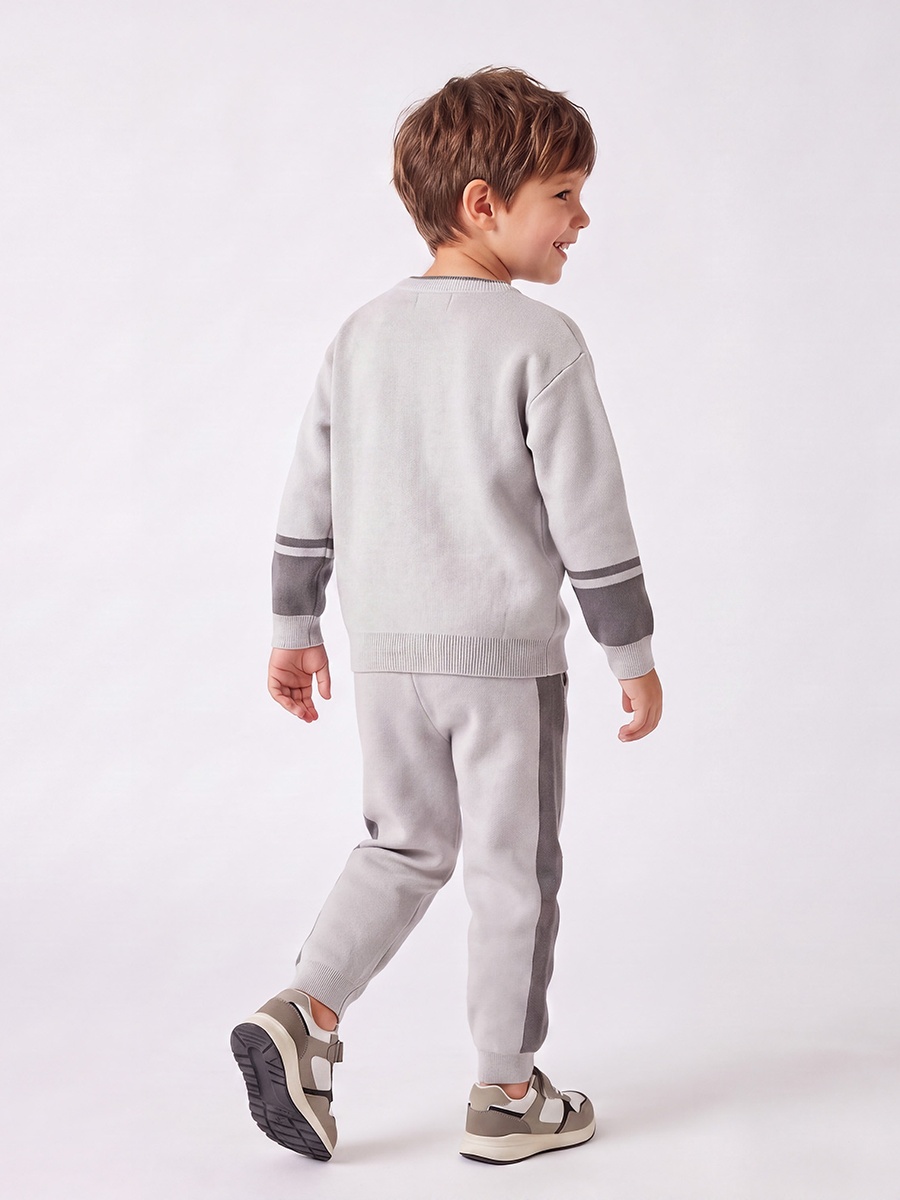 Crew Neck Long Sleeves Sweatshirt and Joggers Set with Panelled Design