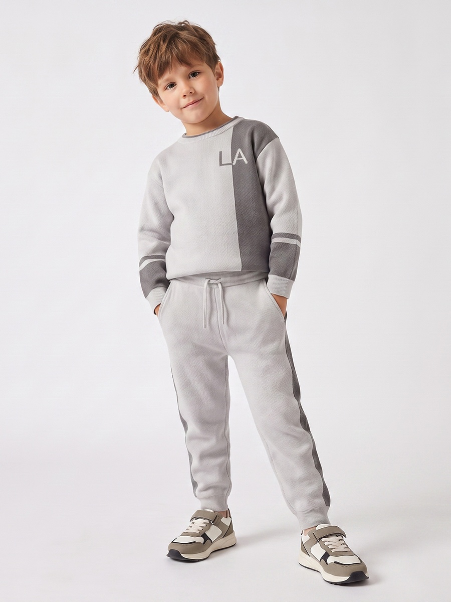 Crew Neck Long Sleeves Sweatshirt and Joggers Set with Panelled Design
