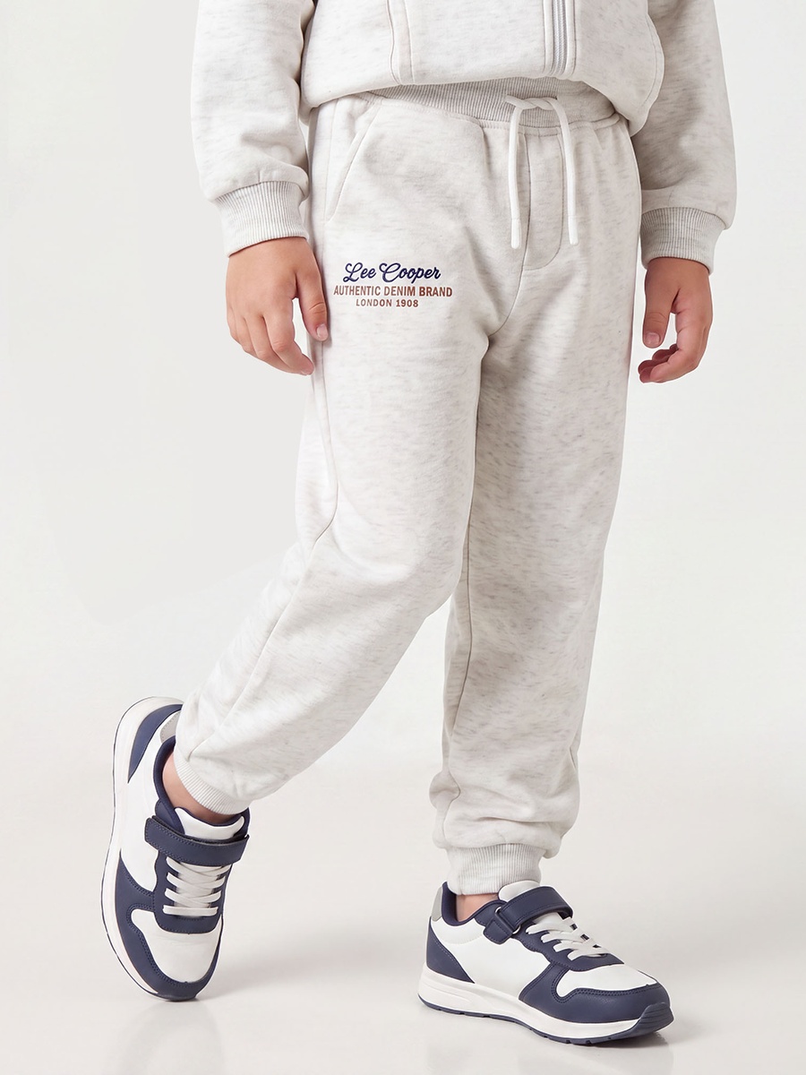 Hooded Neck Long Sleeves Hoodie and Joggers Set with Logo Embroidery