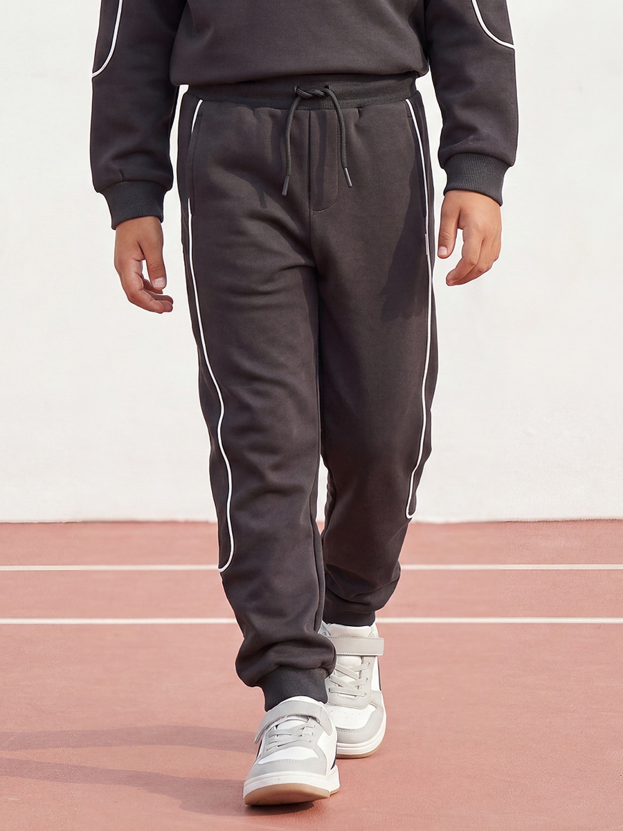 Crew Neck Long Sleeves Sweatshirt and Joggers Set with Contrast Piping