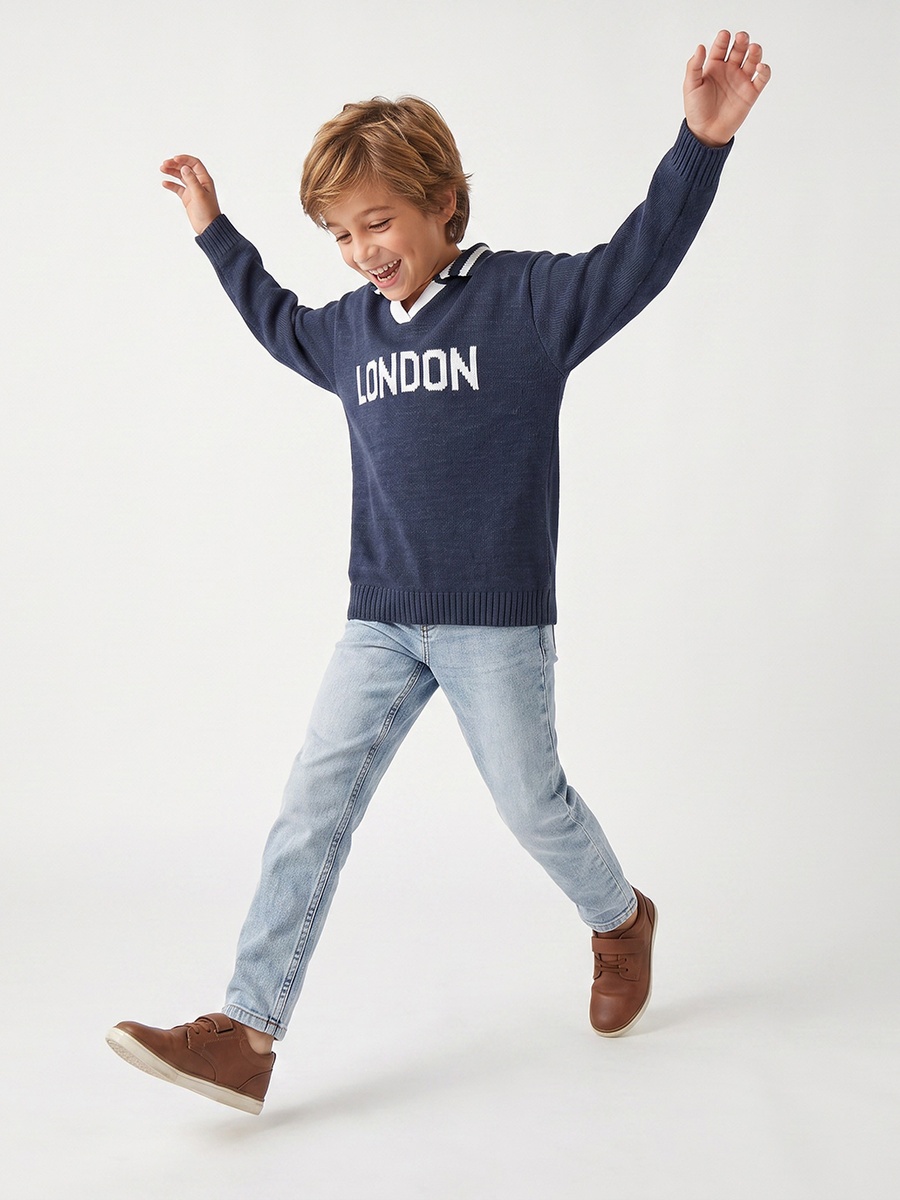 London Print Sweater with Long Sleeves