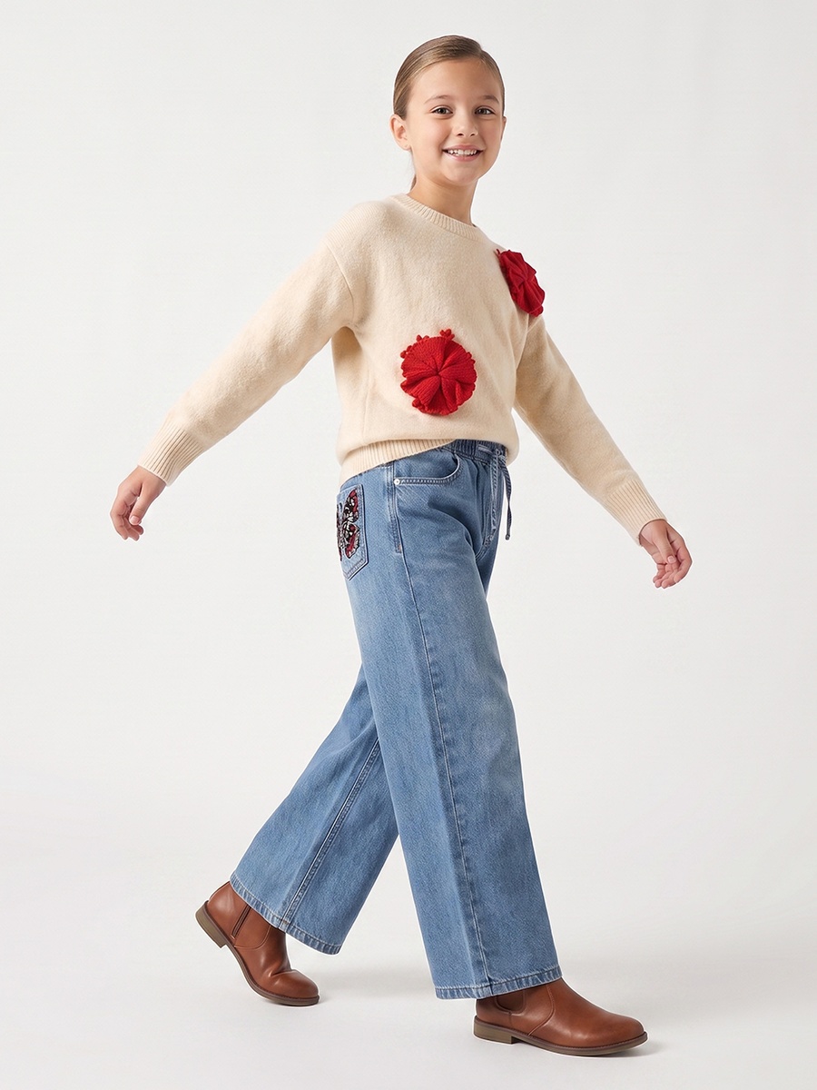 Crew Neck Sweater with Floral Applique