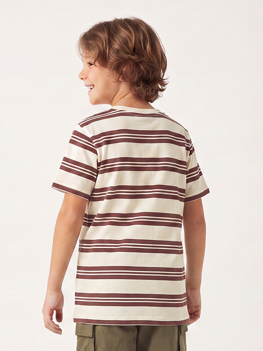 Crew Neck Short Sleeves T-Shirt with Skateboard Print