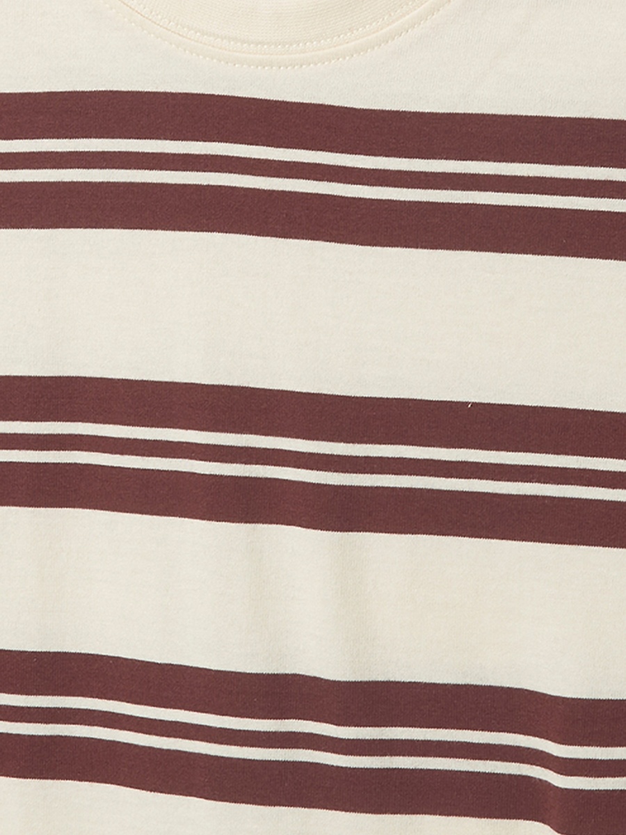 Crew Neck Short Sleeves T-Shirt with Skateboard Print