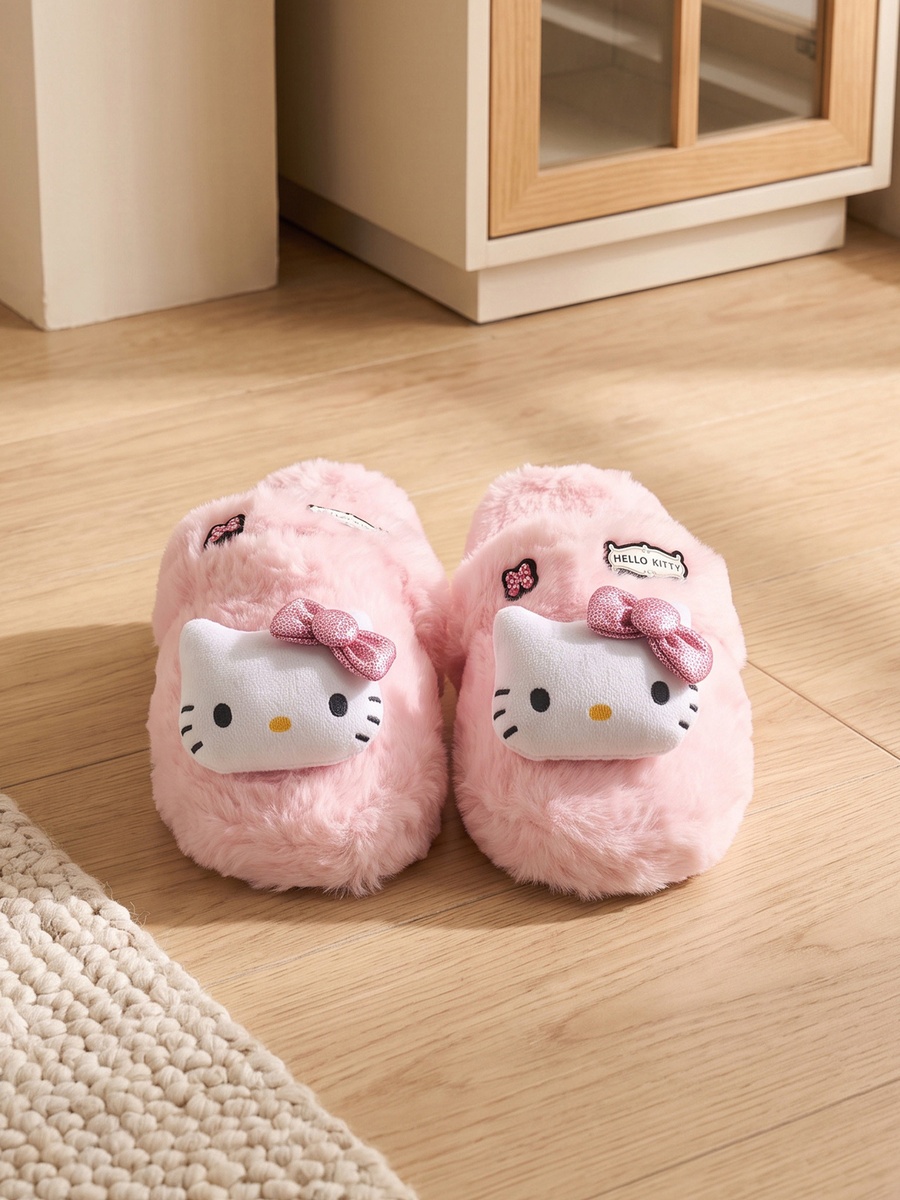 Hello Kitty Accent Bedroom Slippers